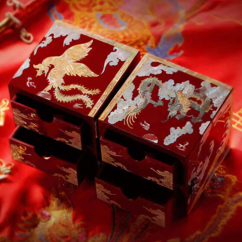 Handcrafted Jewelry Box with Inlaid Colored Shells QS04