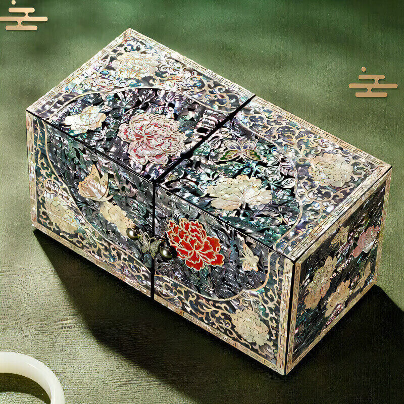Handcrafted Jewelry Box with Inlaid Colored Shells QS13