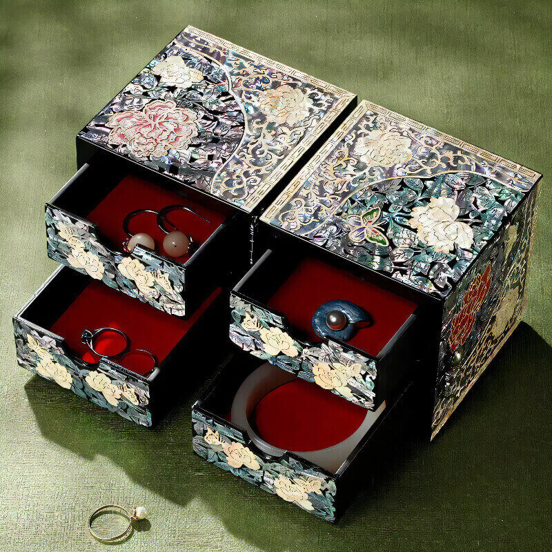 Handcrafted Jewelry Box with Inlaid Colored Shells QS13