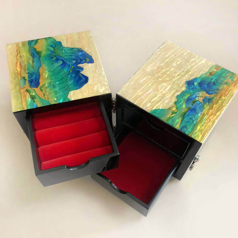 Handcrafted Jewelry Box with Inlaid Colored Shells QS14