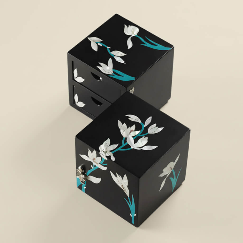 Handcrafted Jewelry Box with Inlaid Colored Shells B051