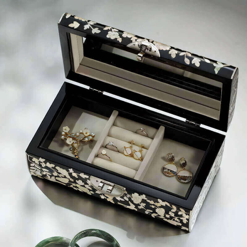 Handcrafted Jewelry Box with Inlaid Colored Shells C041