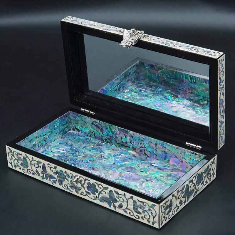 Handcrafted Jewelry Box with Inlaid Colored Shells D008