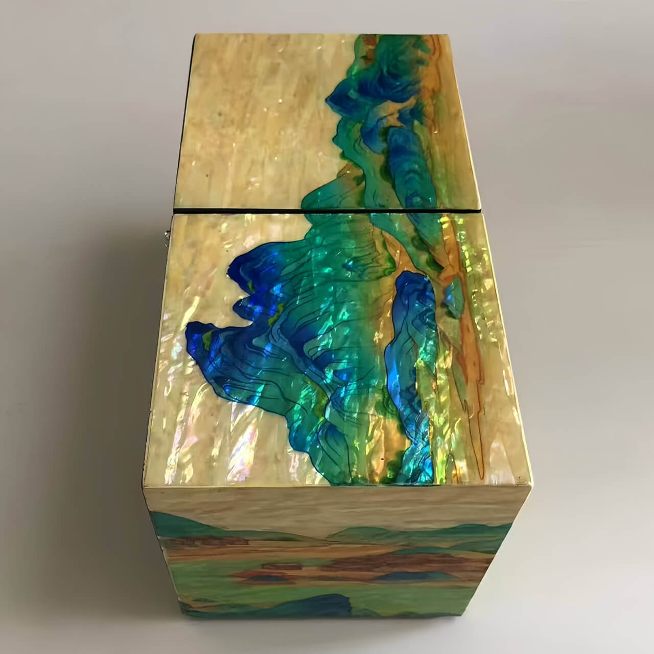 Handcrafted Jewelry Box with Inlaid Colored Shells QS14