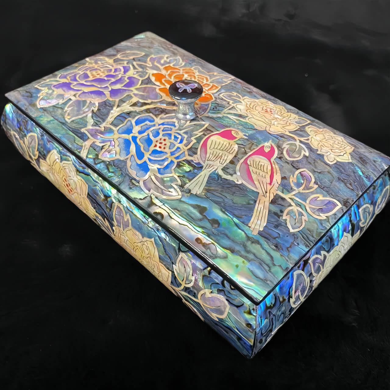 Handcrafted Jewelry Box with Inlaid Colored Shells QS17